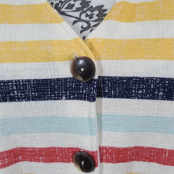 Old Navy Striped Tie-Front Button Tank Top - Picture 6 of 11